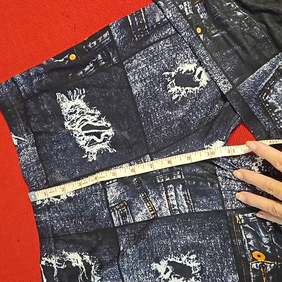 Faux dark distressed jean look leggings NEW MIX OS NWOT fits 0 - 12 comfortably - Picture 5 of 6